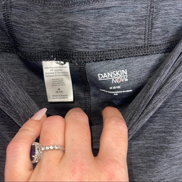 DANSKIN NOW Gray Fitted Performance Leggings with Key Pocket M - Picture 7 of 11